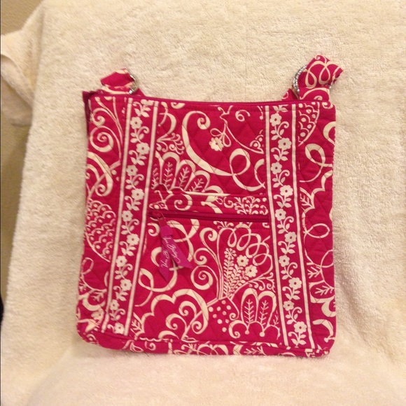 NWT VERA BRADLEY HIPSTER