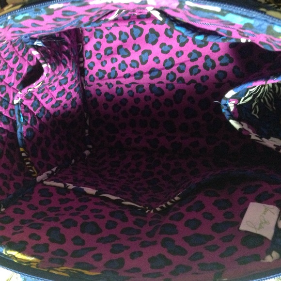 VERA BRADLEY *african violet* - Picture 3 of 4