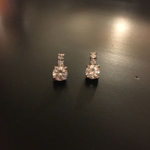 Cubic zirconia posts