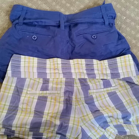 Shorts - Picture 3 of 4