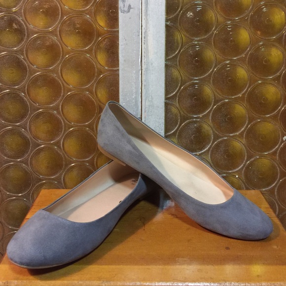 H&M gray faux suede ballet flats size 9