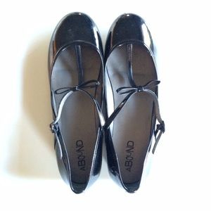 Nordstrom patent leather black MaryJane flats Sz 7