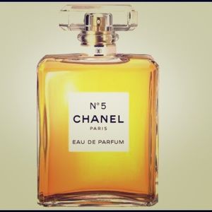 ‼️SOLD‼️Chanel No5 perfume✨✨✨