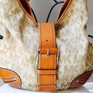 Michael Kors logo shoulder bag