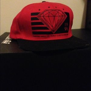 Diamond supply SnapBack
