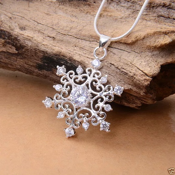 Snowflake pendant
