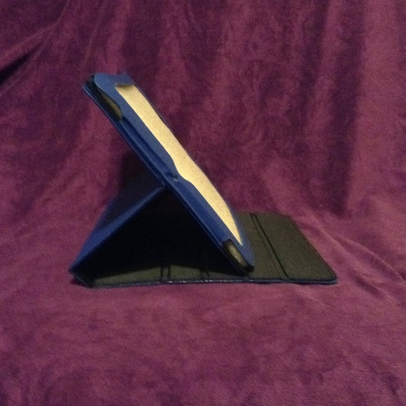 IPAD CASE - Picture 3 of 4
