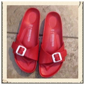 👠👠Brand New Deep Red Birkenstock Sandals👠👠