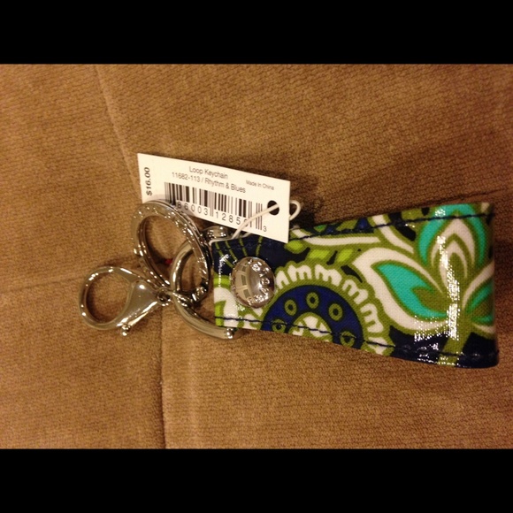 NWT VERA BRADLEY LOOP KEYCHAIN