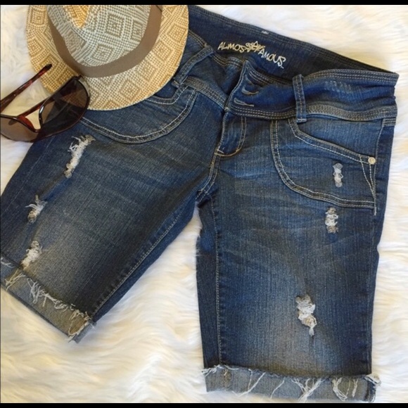 Sold to @annlma Forever 21 Jean and shorts - Picture 4 of 4