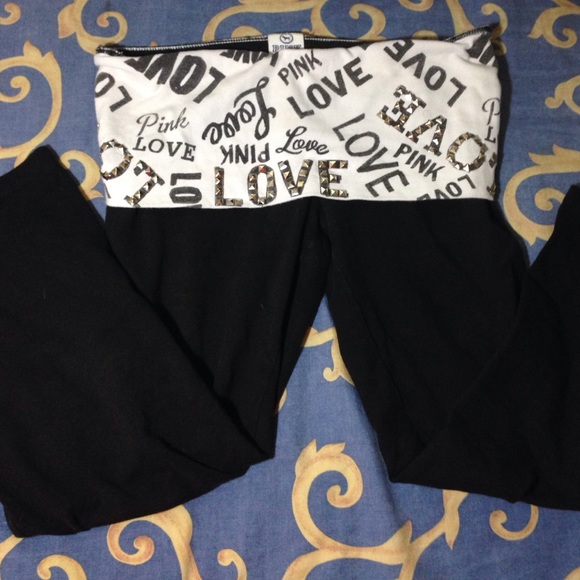 Victoria's Secret PINK studded yoga capris