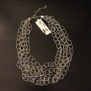 Adjustable silver necklace
