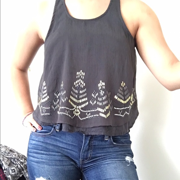 Hollister grey crop tank :)