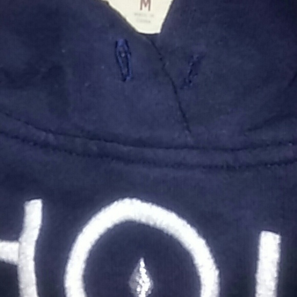 Sweater - Picture 4 of 4