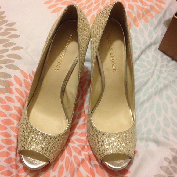 Audrey Brooke heels W10 - Picture 2 of 3