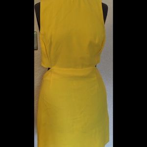 Cutest yellow dress ever!
