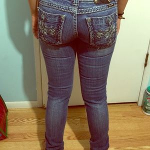 Skinny Miss Me jeans!!