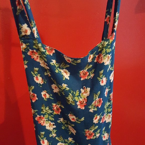 Flower romper - Picture 2 of 4