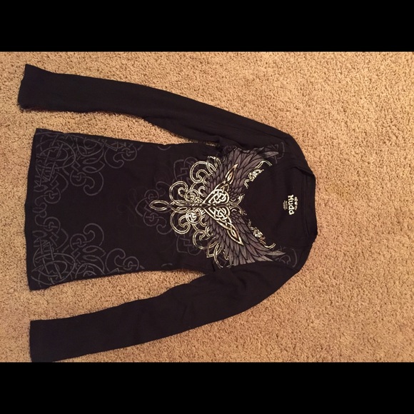 Black long sleeve shirt