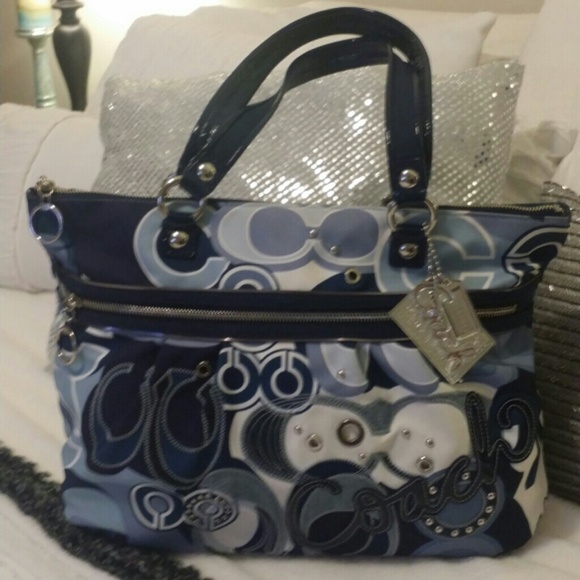COACH poppy blues tones