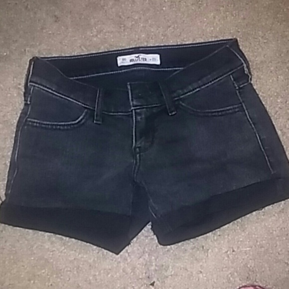Hollister - Picture 1 of 3
