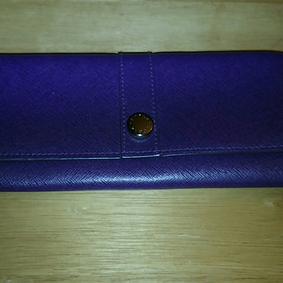 NEW Authentic Furla Purple Checkbook Wallet - Picture 2 of 6