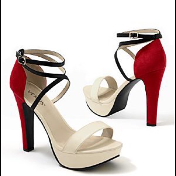 Block black & red heel