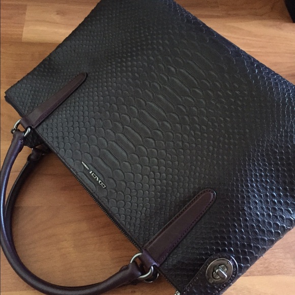Sold COACH TURNLOCK BOROUGH BAG PYTHON EMBOSSED - Picture 3 of 4
