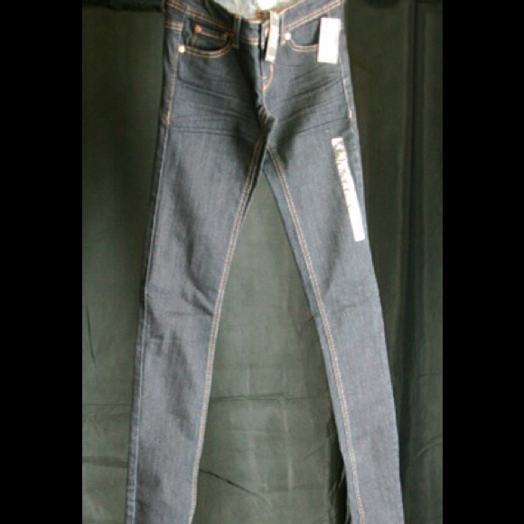 00 brand new skinny jeans