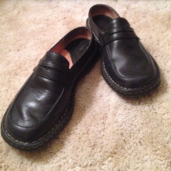 Brand new Born slip on loafer