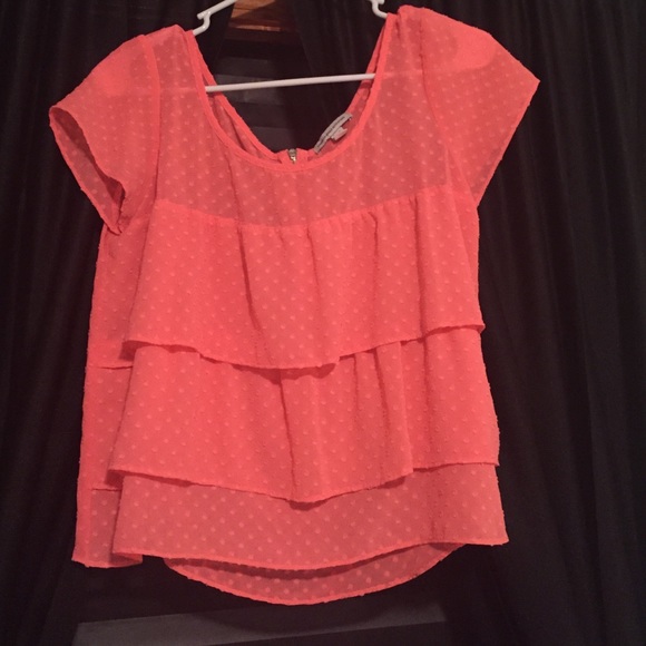 American Eagle Outfitters Tops - Coral American Eagle Top