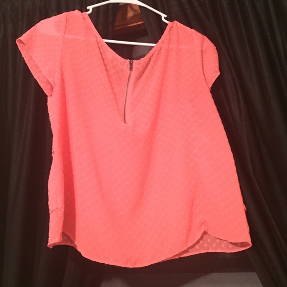 Coral American Eagle Top - Picture 4 of 4