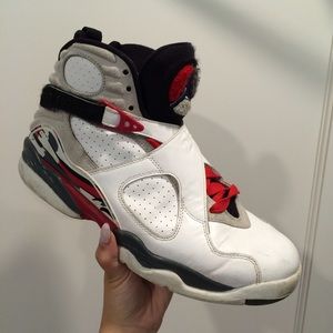Jordan 8 "Bugs Bunny"