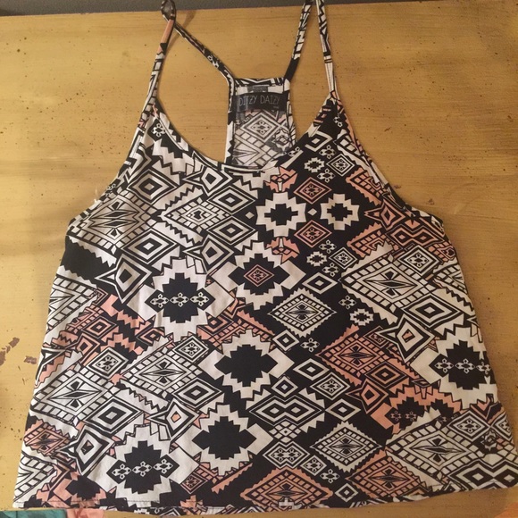 Dizzy Daizy Top