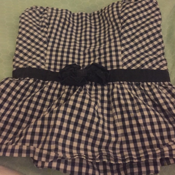 AberCromie & Fitch blue and white tube