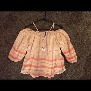 Bethany top