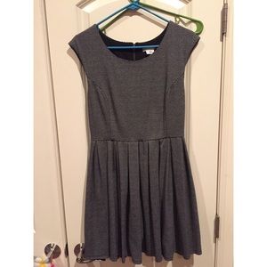 Cooperative dress size 6