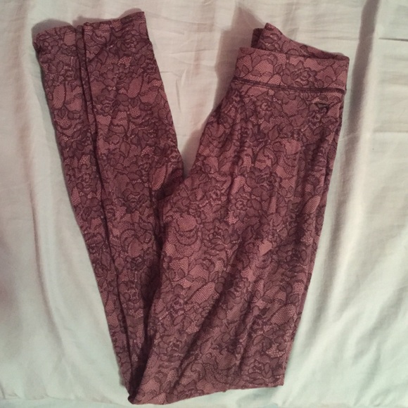 Victoria secret pink yoga pants