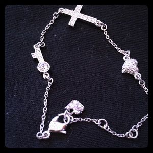 HOLD FOR @gigglesnc -- Swarovski charm bracelet