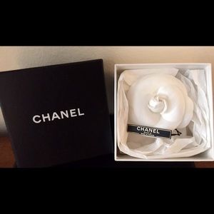 NIB Authentic CHANEL White Camellia Flower Brooch