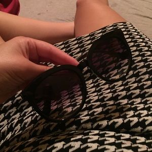 Over size cat eye sun glasses