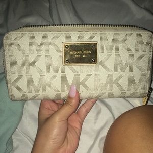 Michael Kors wallet