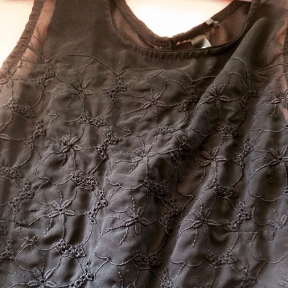 Black lace chiffon top - Picture 2 of 3