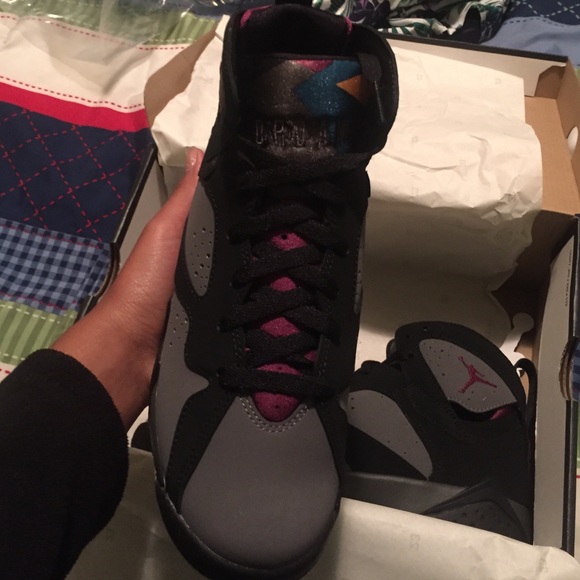 JORDAN BORDEAUX👟👟💖 NOT FOR SALE - Picture 2 of 4