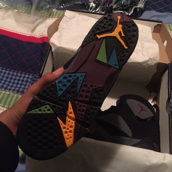 JORDAN BORDEAUX👟👟💖 NOT FOR SALE - Picture 4 of 4