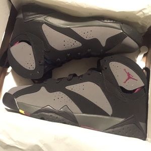 JORDAN BORDEAUX👟👟💖 NOT FOR SALE