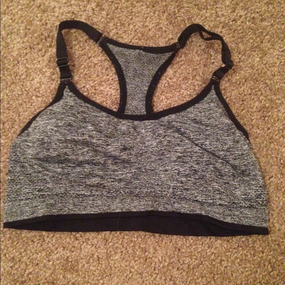 Victoria's Secret sports bra large