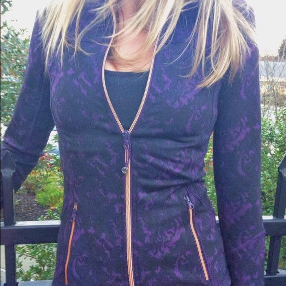 Lululemon Beautiful Baroque Deep Zinfandel Forme