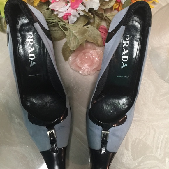 Size 9 1/2 authentic Prada shoes - Picture 3 of 4