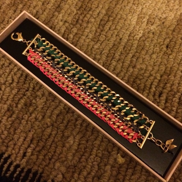 Victoria's Secret goldstone bracelet w/pink & turq